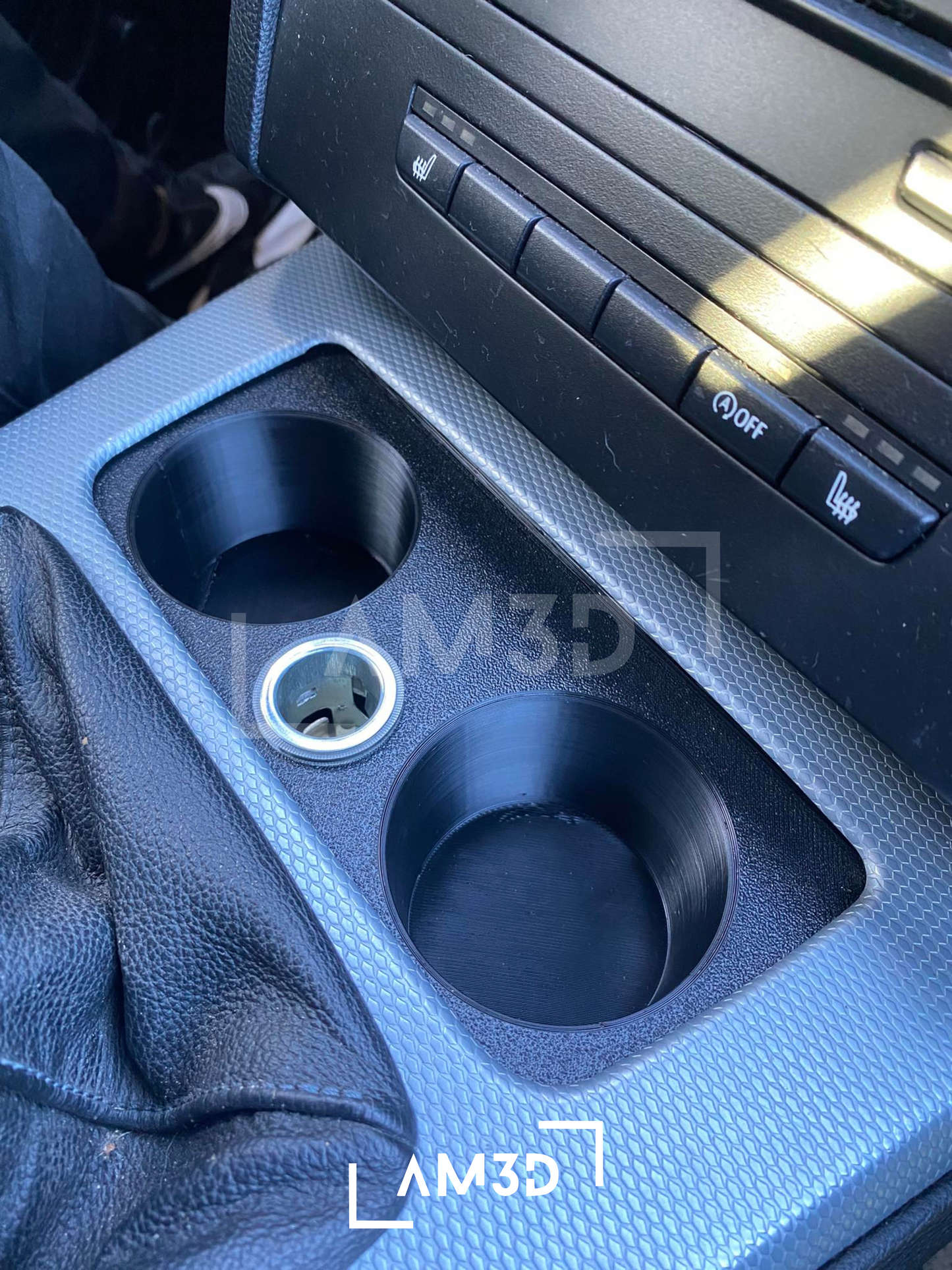 BMW E9X - Cup Holder